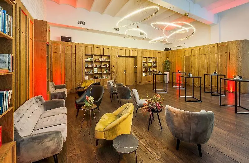אמסטרדם Hotel Arena